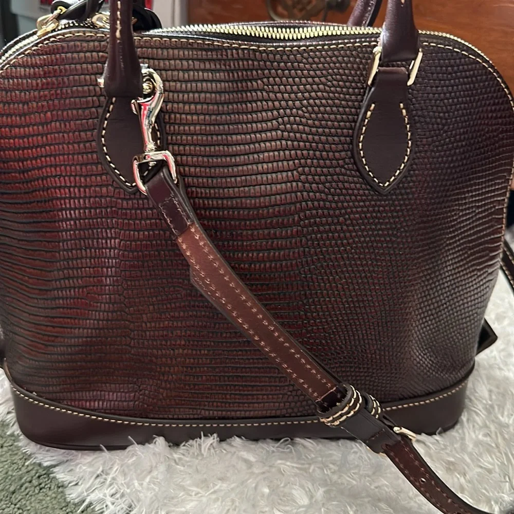 Dooney & Bourke handbag - Picture 2 of 6